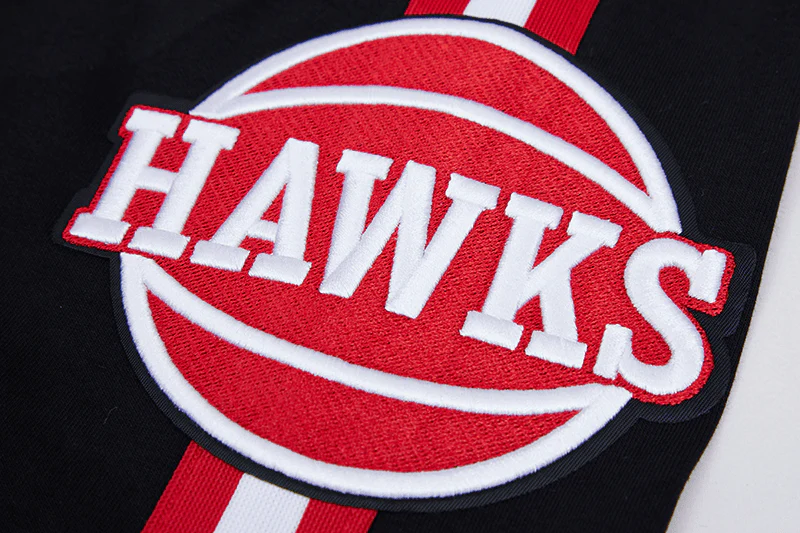 NBA ATLANTA HAWKS CLASSIC CHENILLE MEN'S SHORT (BLACK) - Image 6