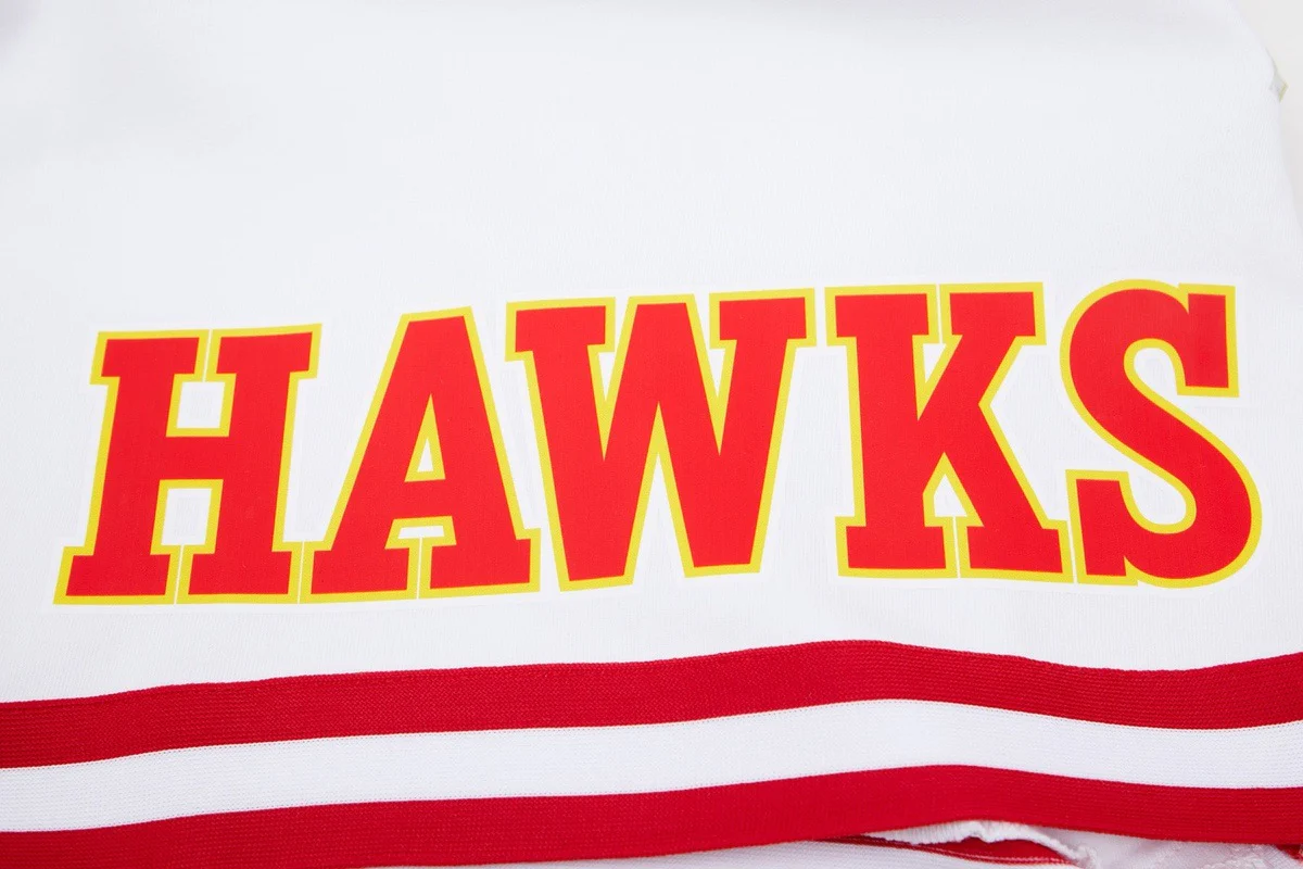 NBA ATLANTA HAWKS CLASSIC CHENILLE MEN'S SHORT (WHITE) - Image 8