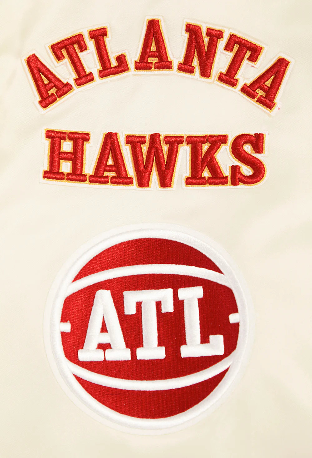 NBA ATLANTA HAWKS RETRO CLASSIC MEN'S RIB SATIN JACKET (EGGSHELL/ RED) - Image 8
