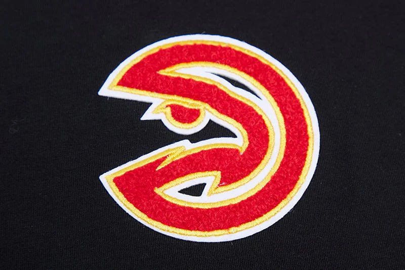 NBA ATLANTA HAWKS CLASSIC WOMEN'S BOXY TEE (BLACK) - Image 5