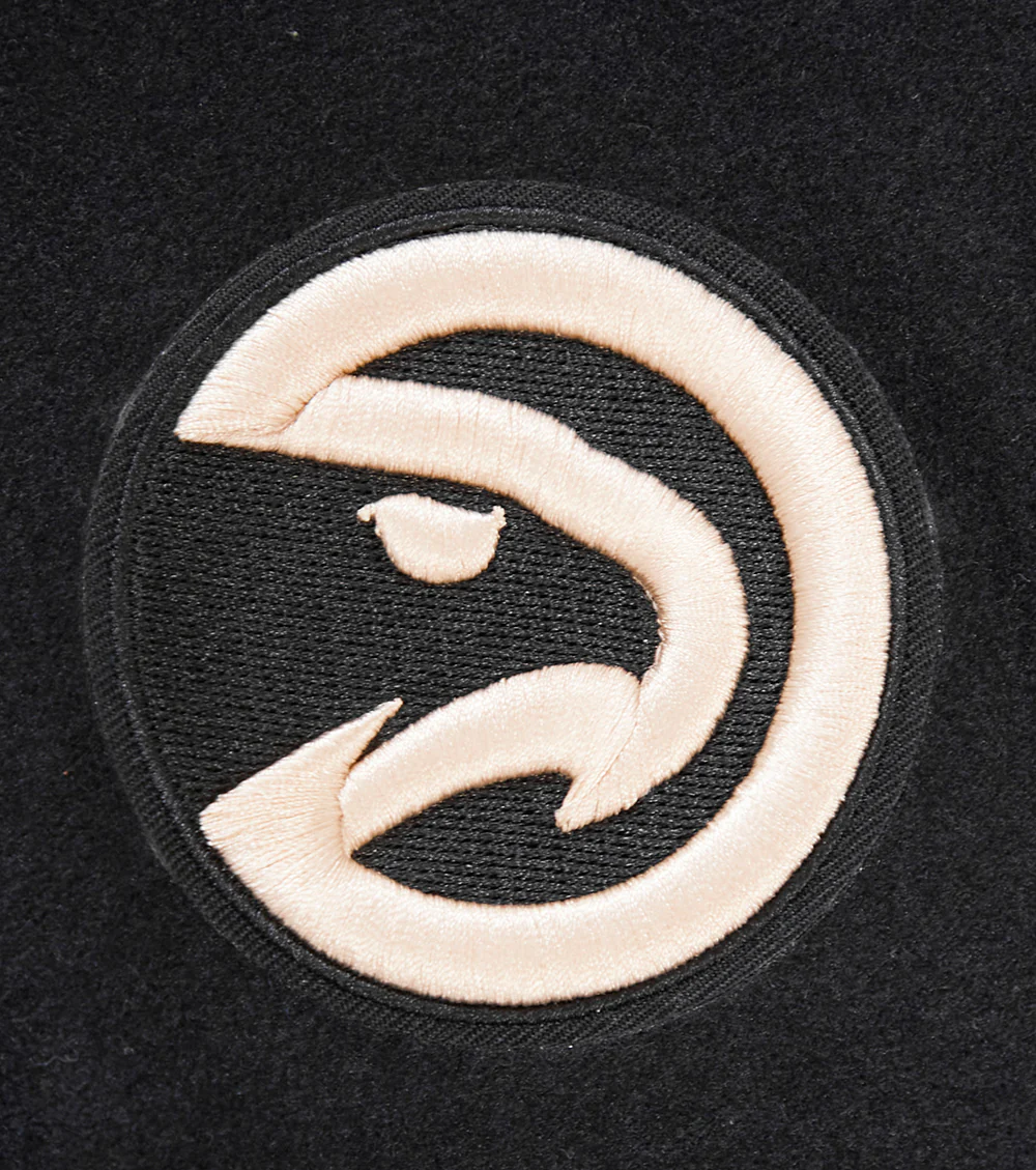 NBA ATLANTA HAWKS CHEST HISTORIC WOMEN'S WOOL VARSITY JACKET (BLACK/WHITE) - Image 7