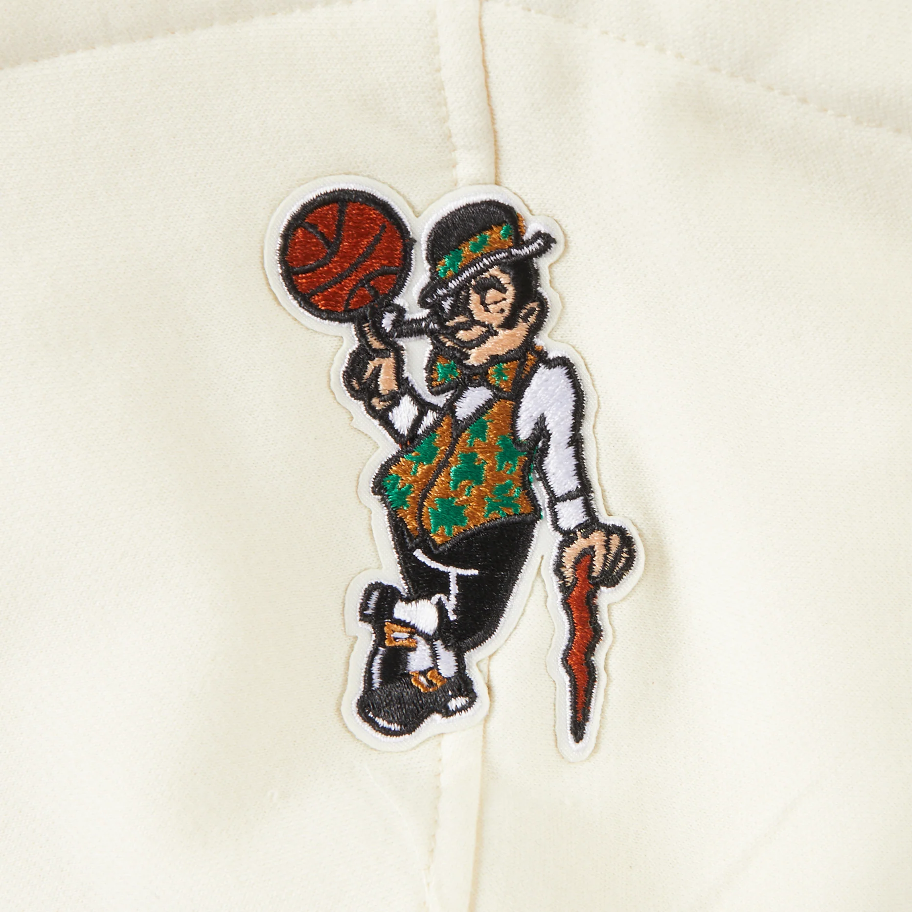NBA BOSTON CELTICS RETRO CLASSIC LITTLE BOYS RIB FLEECE PULLOVER HOODIE (EGGSHELL/ KELLY GREEN) - Image 8