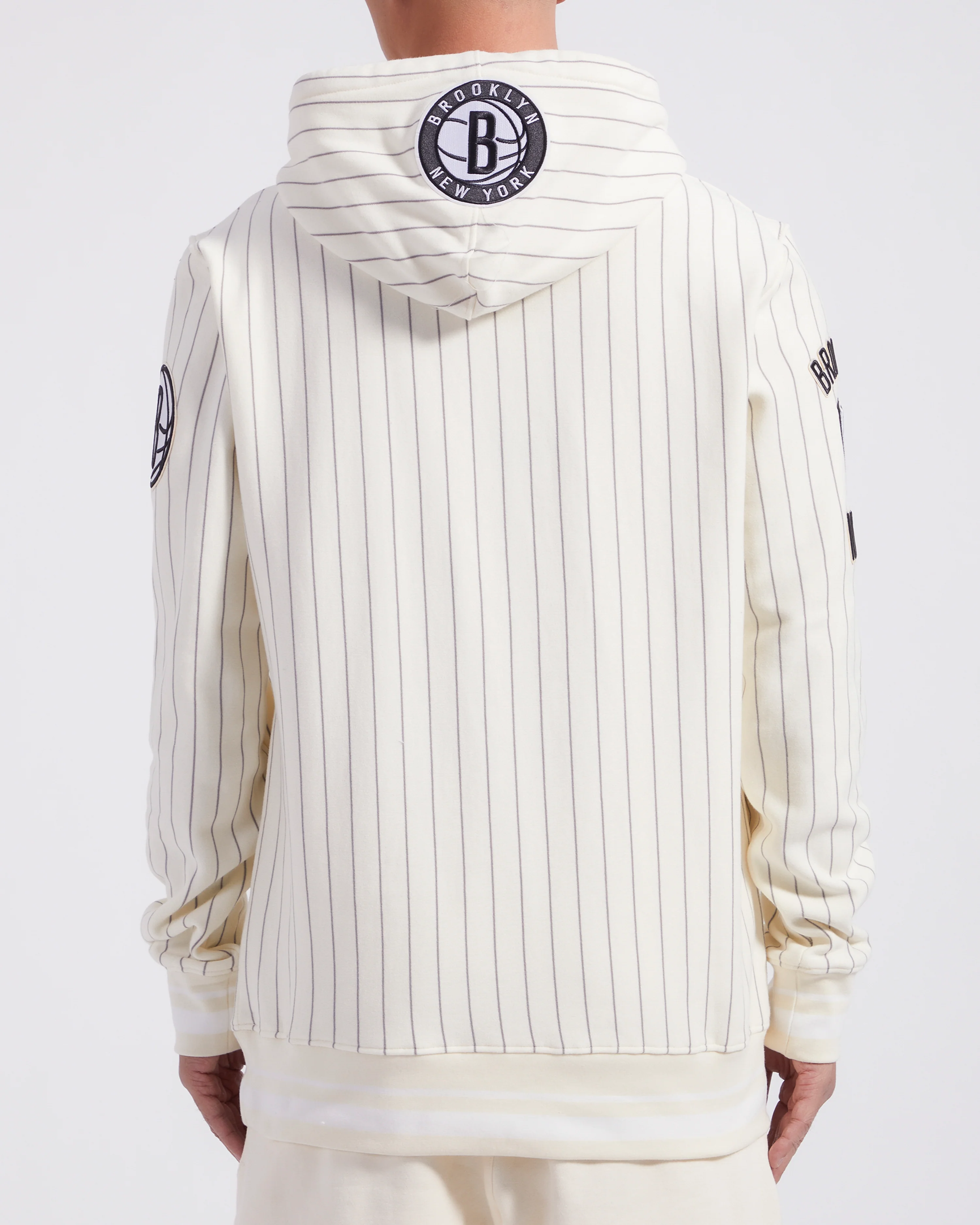 NBA BROOKLYN NETS PINSTRIPE RETRO CLASSIC RIB FLC PO HOODIE (EGGSHELL/ GREY) - Image 4