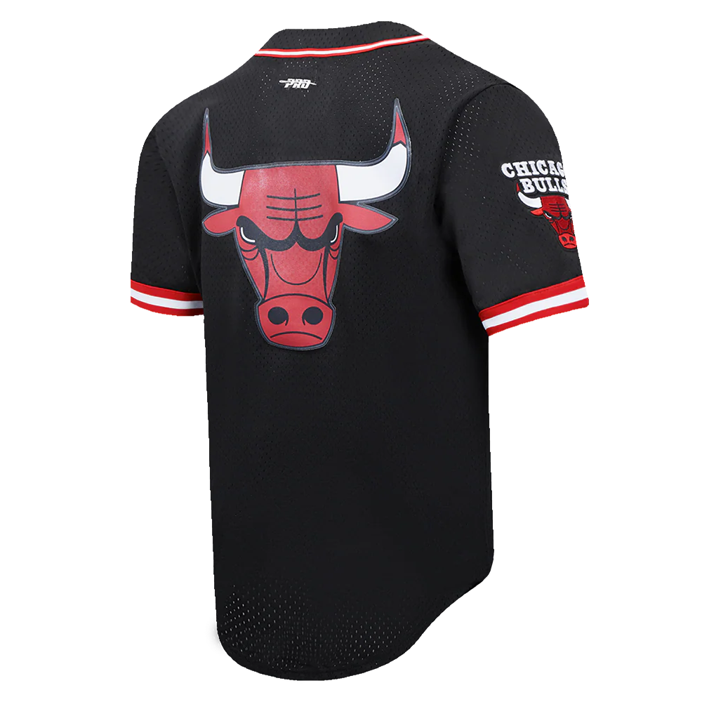 NBA CHICAGO BULLS SCRIPT TAIL MEN'S MESH BUTTON DOWN SHIRT (BLACK/RED) - Image 4