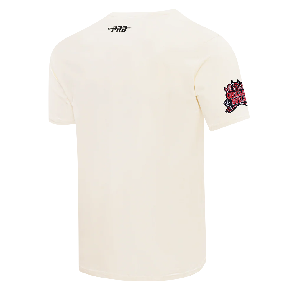 NBA CHICAGO BULLS REBEL ATHLETICS STACKED LOGO MEN'S SJ TEE (EGGSHELL) - Image 4