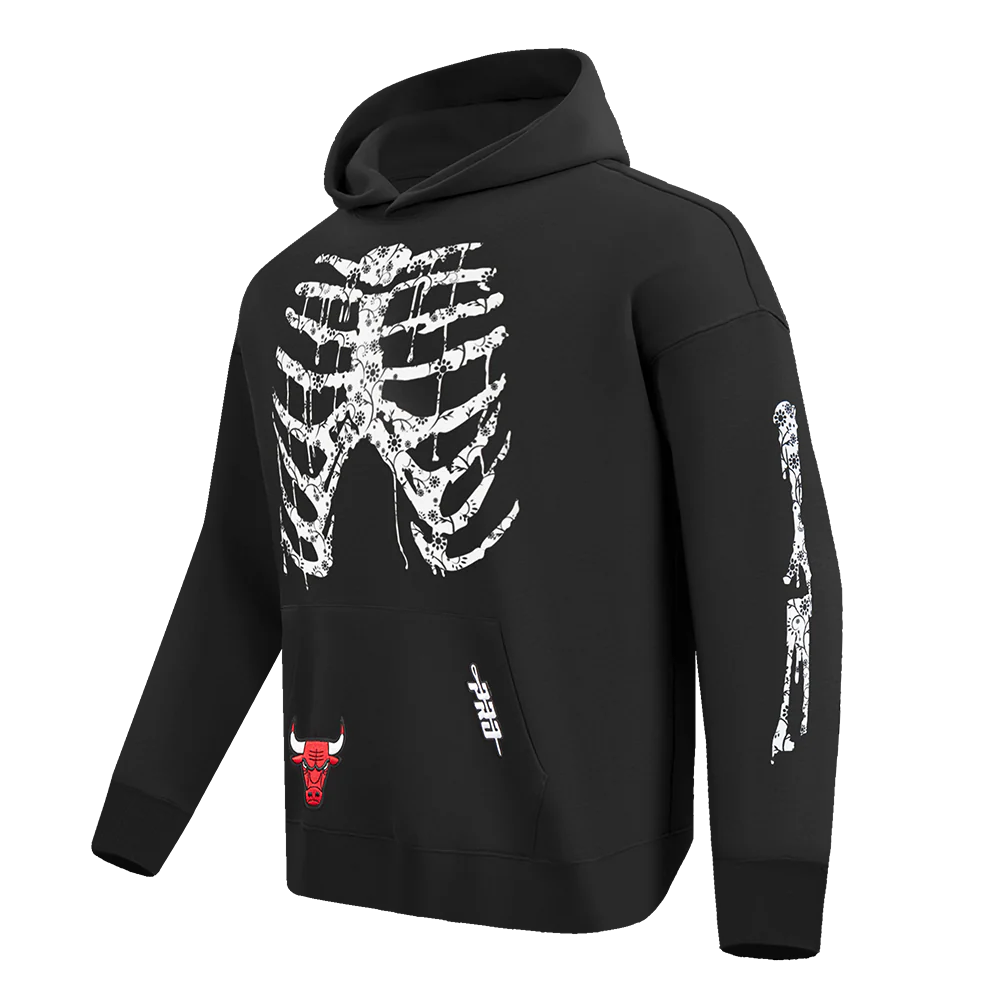 NBA CHICAGO BULLS RIB CAGE MEN'S DROP SHOULDER FLEECE PULLOVER HOODIE (BLACK) - Image 2