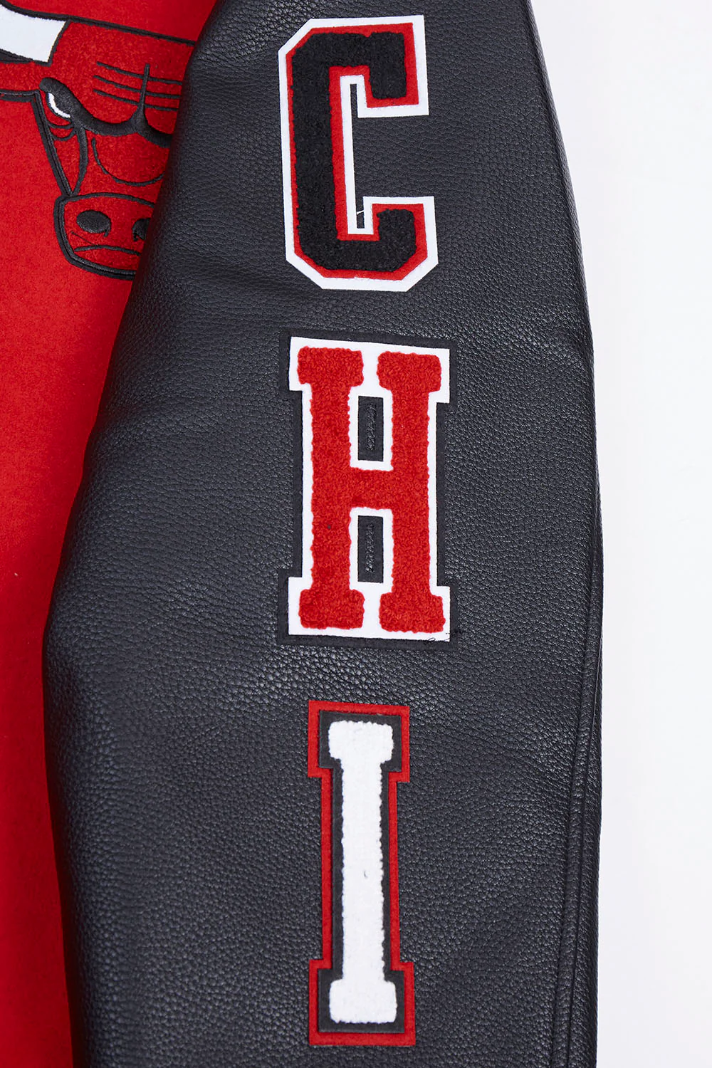 NBA CHICAGO BULLS SCRIPT TAIL MEN'S RIB WOOL VARSITY (RED/BLACK) - Image 8