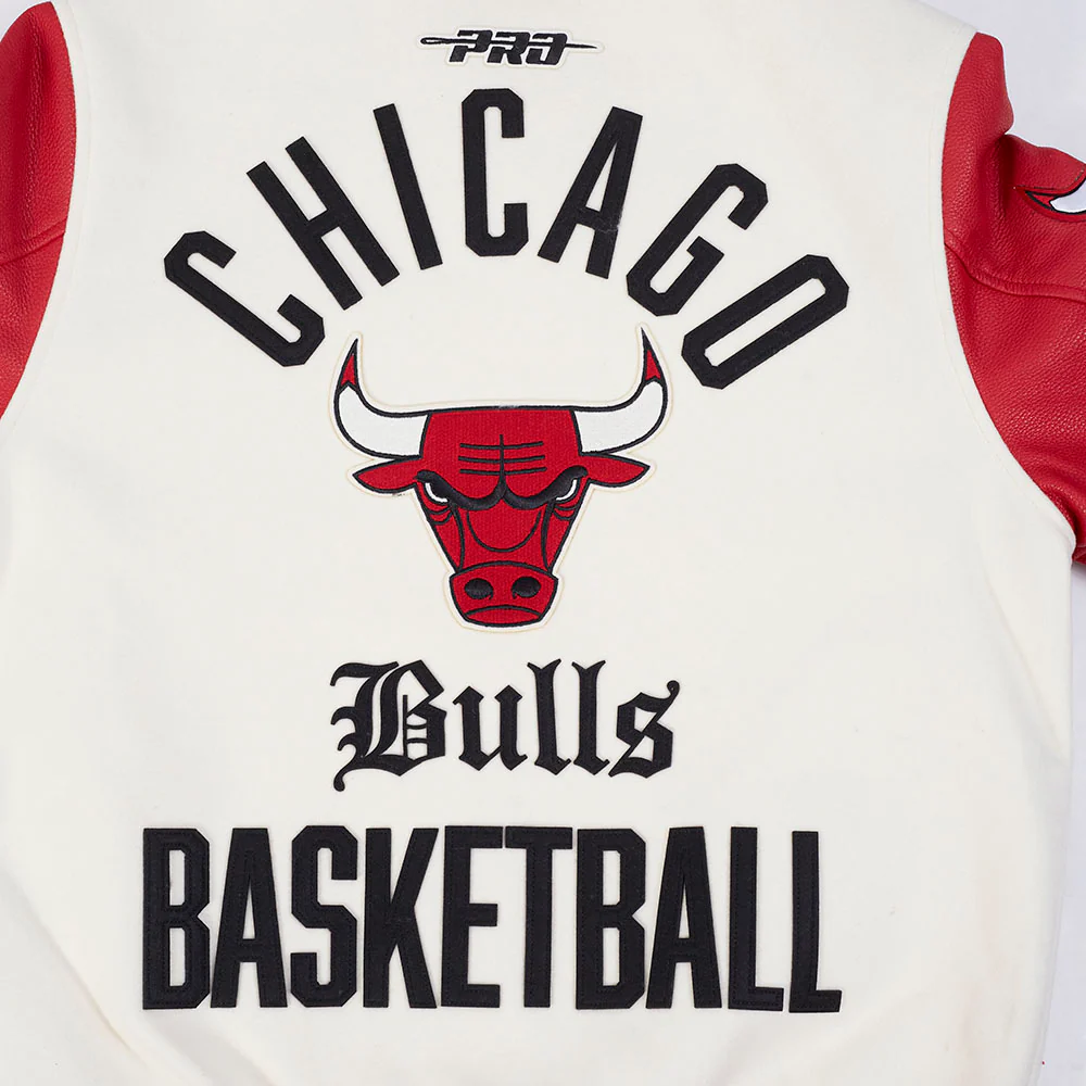 NBA CHICAGO BULLS MODERN ORIGINALS MEN'S RIB WOOL VARSITY JACKET (EGGSHELL/ RED) - Image 10