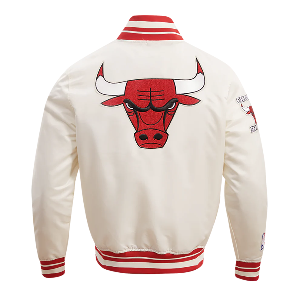 NBA CHICAGO BULLS RETRO CLASSIC MEN'S RIB SATIN JACKET (EGGSHELL/RED) - Image 4