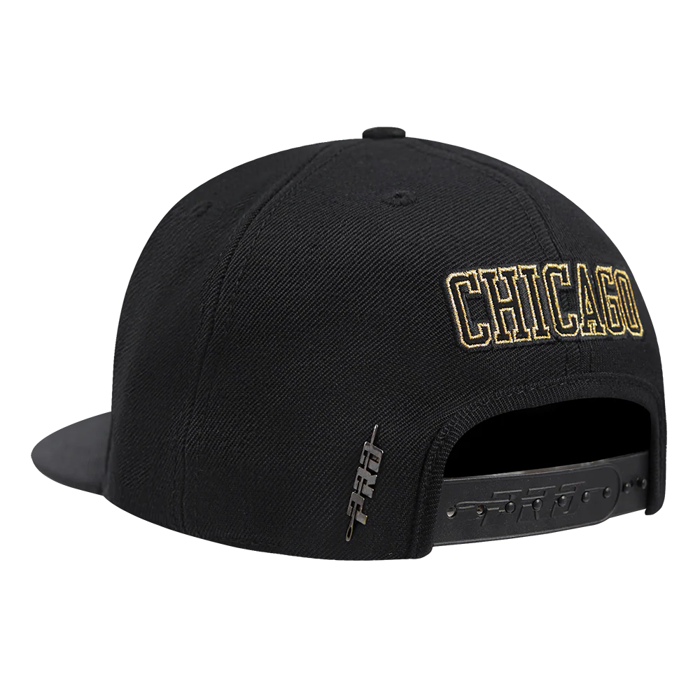 NBA CHICAGO BULLS BLACK & GOLD WOOL SNAPBACK HAT (BLACK) - Image 4
