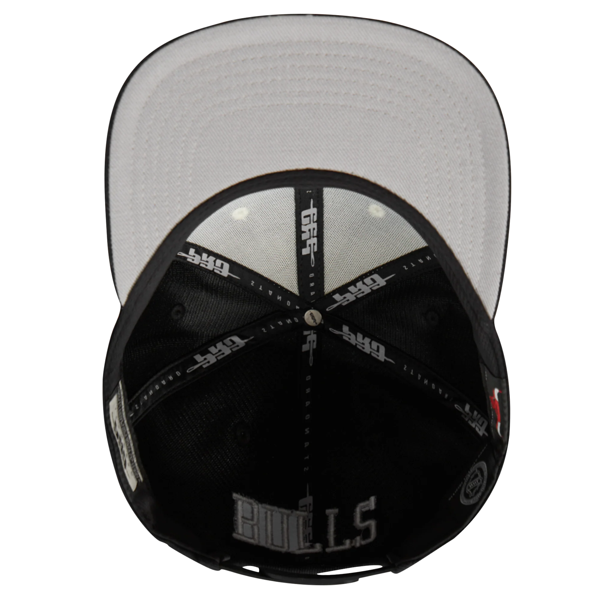NBA CHICAGO BULLS REVERSE FRENCH TERRY PINCH FRONT SNAPBACK HAT (EGGSHELL/ BLACK) - Image 6