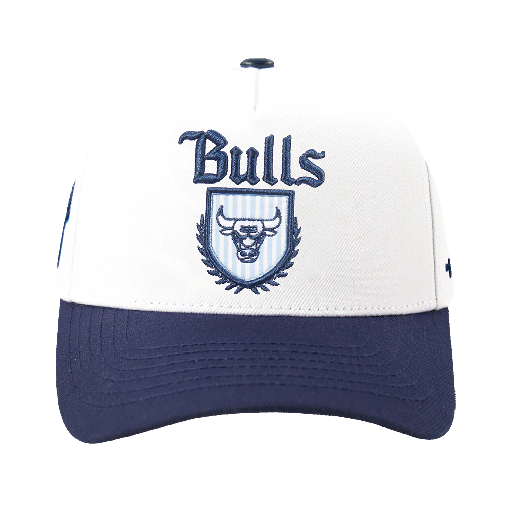 NBA CHICAGO BULLS COUNTRY CLUB MEN'S PINCH FRONT SNAPBACK HAT (WHITE/MIDNIGHT NAVY)