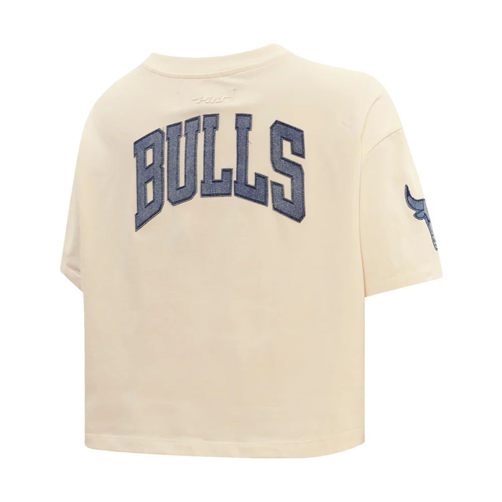 NBA CHICAGO BULLS VARSITY BLUES WOMEN'S BOXY TEE (LINEN) - Image 3