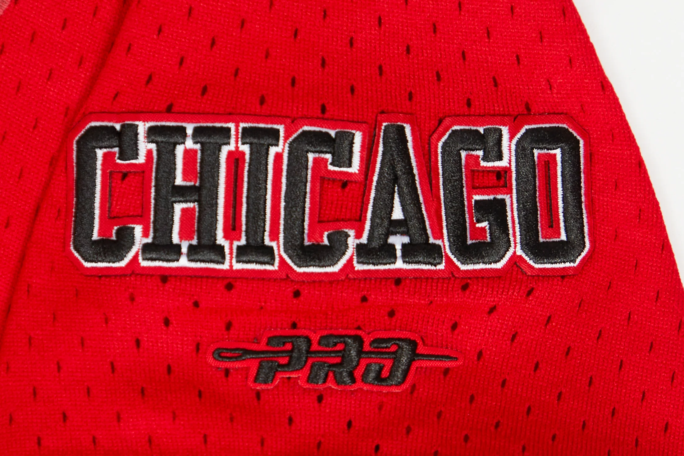 NBA CHICAGO BULLS CLASSIC BIG BOYS SHORT SLEEVE MESH TEE (RED/BLACK) - Image 6