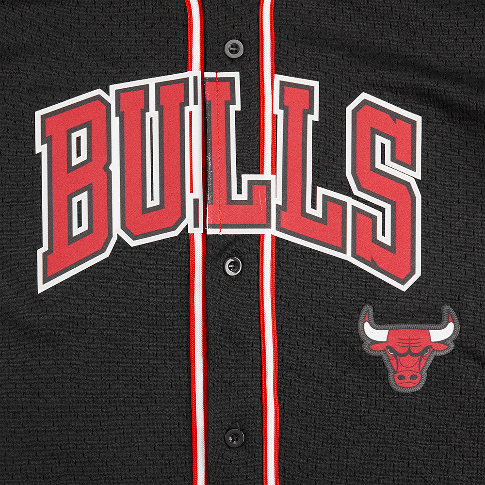 NBA CHICAGO BULLS CLASSIC BIG BOYS MESH BUTTON DOWN SHIRT (BLACK/RED) - Image 5