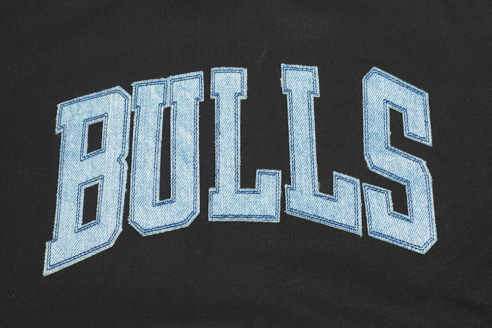 NBA CHICAGO BULLS VARSITY BLUES WOMEN'S CREWNECK (BLACK) - Image 5