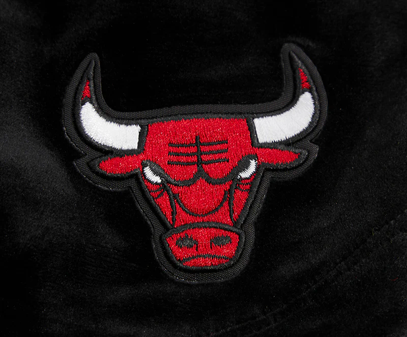 NBA CHICAGO BULLS CLASSIC WOMEN'S VELOUR SHORT (BLACK) - Image 6