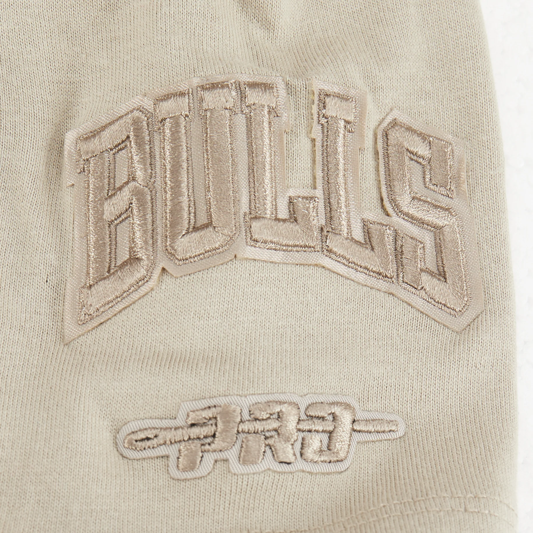 NBA CHICAGO BULLS NEUTRAL LITTLE BOYS SHORT SLEEVE TEE (TAUPE) - Image 7