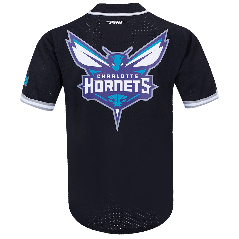 NBA CHARLOTTE HORNETS SCRIPT TAIL MEN'S MESH BUTTON DOWN SHIRT (BLACK/GRAY) - Image 4