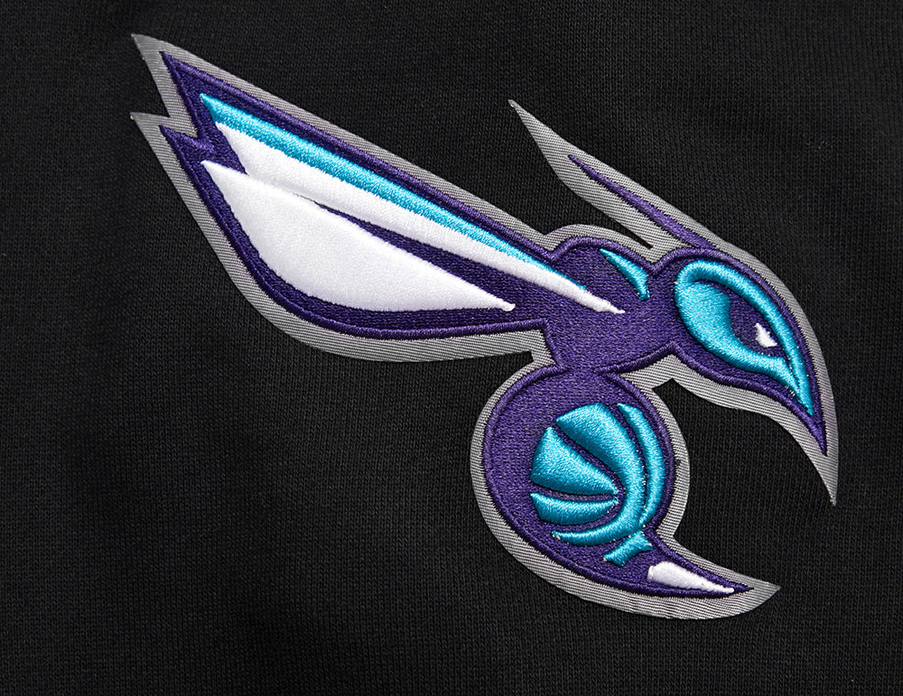 NBA CHARLOTTE HORNETS SCRIPT TAIL MEN'S RIB FLEECE PULLOVER HOODIE (BLACK/GRAY) - Image 7
