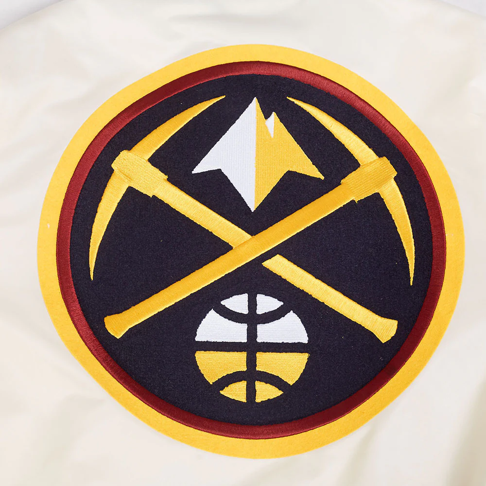 NBA DENVER NUGGETS RETRO CLASSIC MEN'S RIB SATIN JACKET (EGGSHELL/ MIDNIGHT NAVY) - Image 9
