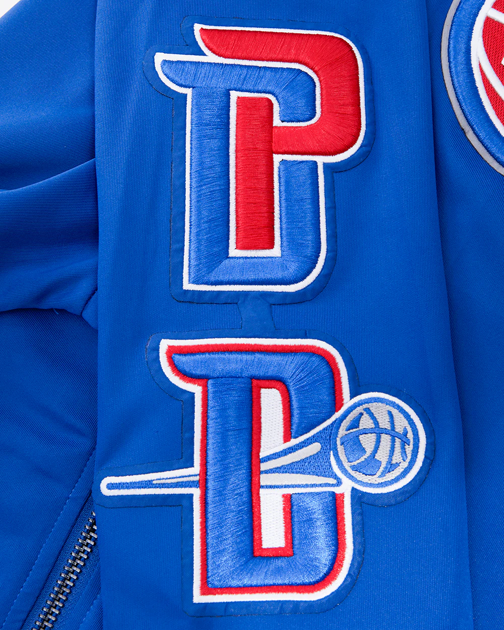 NBA DETROIT PISTONS CLASSIC MEN'S DOUBLE KNIT TRACK JACKET (ROYAL BLUE/RED) - Image 6