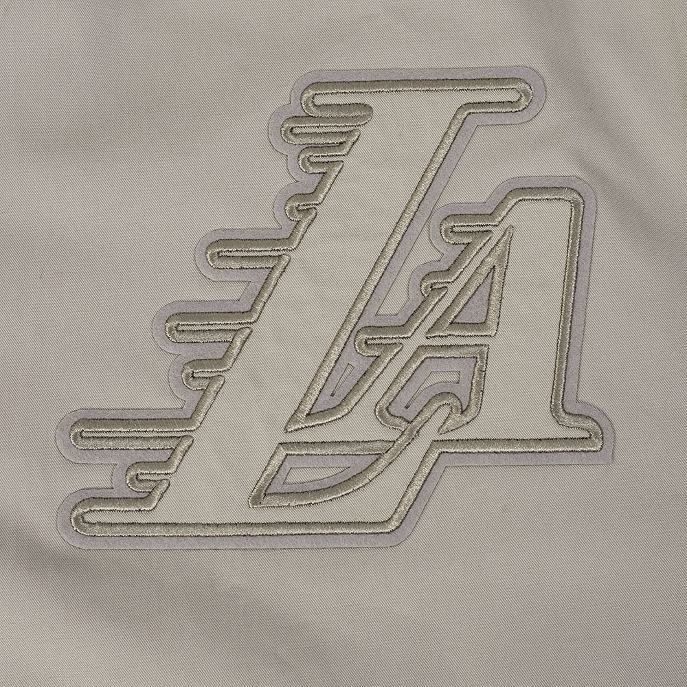 NBA LOS ANGELES LAKERS NEUTRAL MEN'S TWILL JACKET (TAUPE) - Image 6