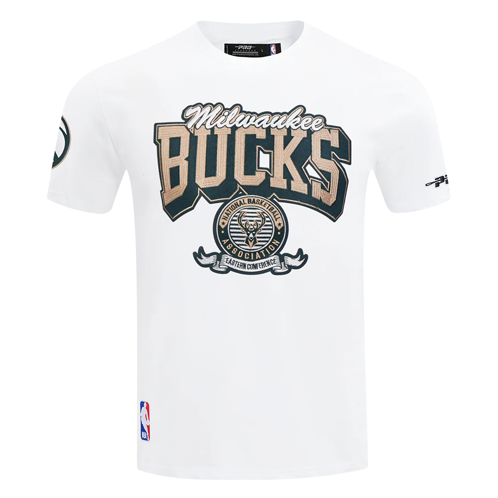 NBA MILWAUKEE BUCKS TEAM BADGE MEN'S WM SJ TEE (WHITE)