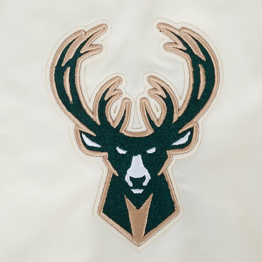 NBA MILWAUKEE BUCKS RETRO CLASSIC MEN'S RIB SATIN JACKET (EGGSHELL/ BLACK) - Image 6