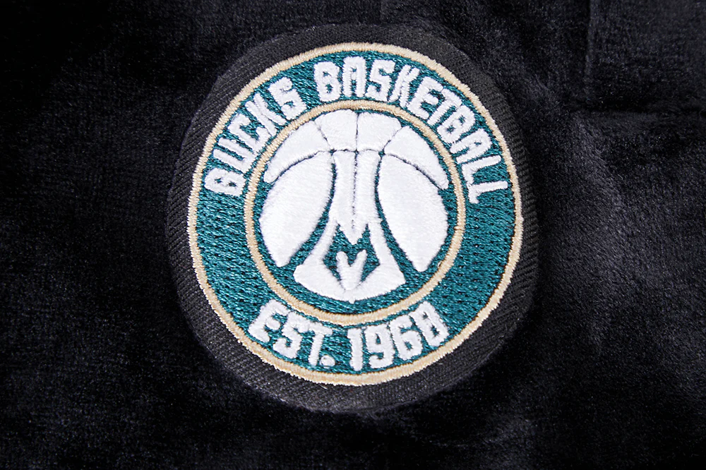 NBA MILWAUKEE BUCKS CLASSIC WOMEN'S VELOUR SHORT (BLACK) - Image 6