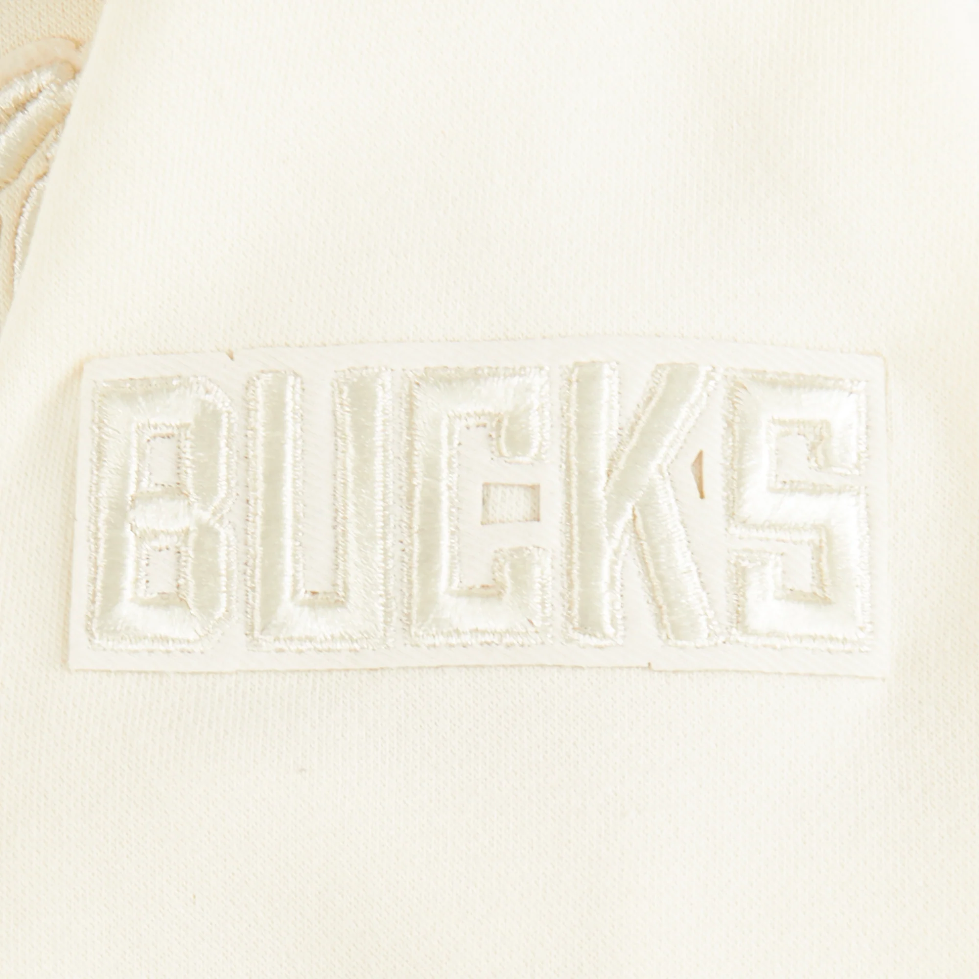 NBA MILWAUKEE BUCKS NEUTRAL TODDLER BOYS FLEECE PULLOVER HOODIE (EGGSHELL) - Image 6