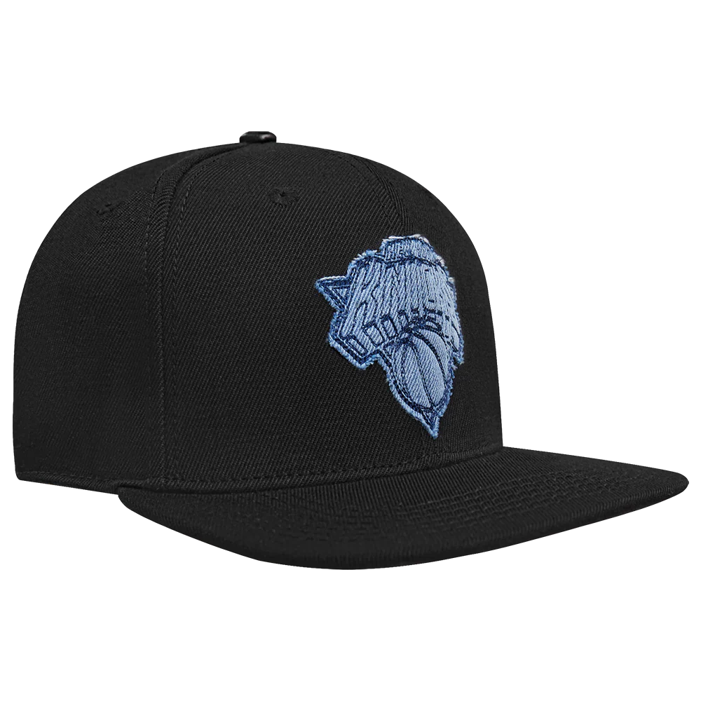 NBA NEW YORK KNICKS VARSITY BLUES WOOL SNAPBACK HAT (BLACK) - Image 2
