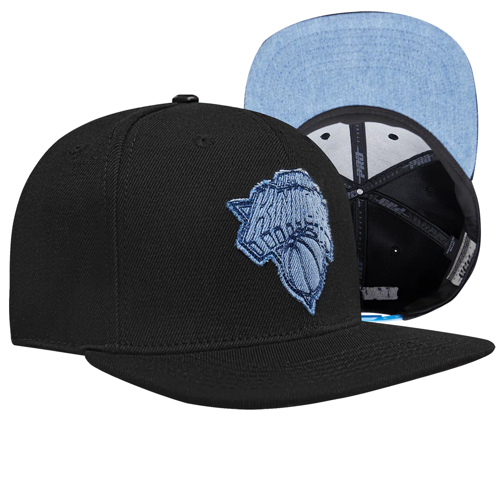 NBA NEW YORK KNICKS VARSITY BLUES WOOL SNAPBACK HAT (BLACK) - Image 7