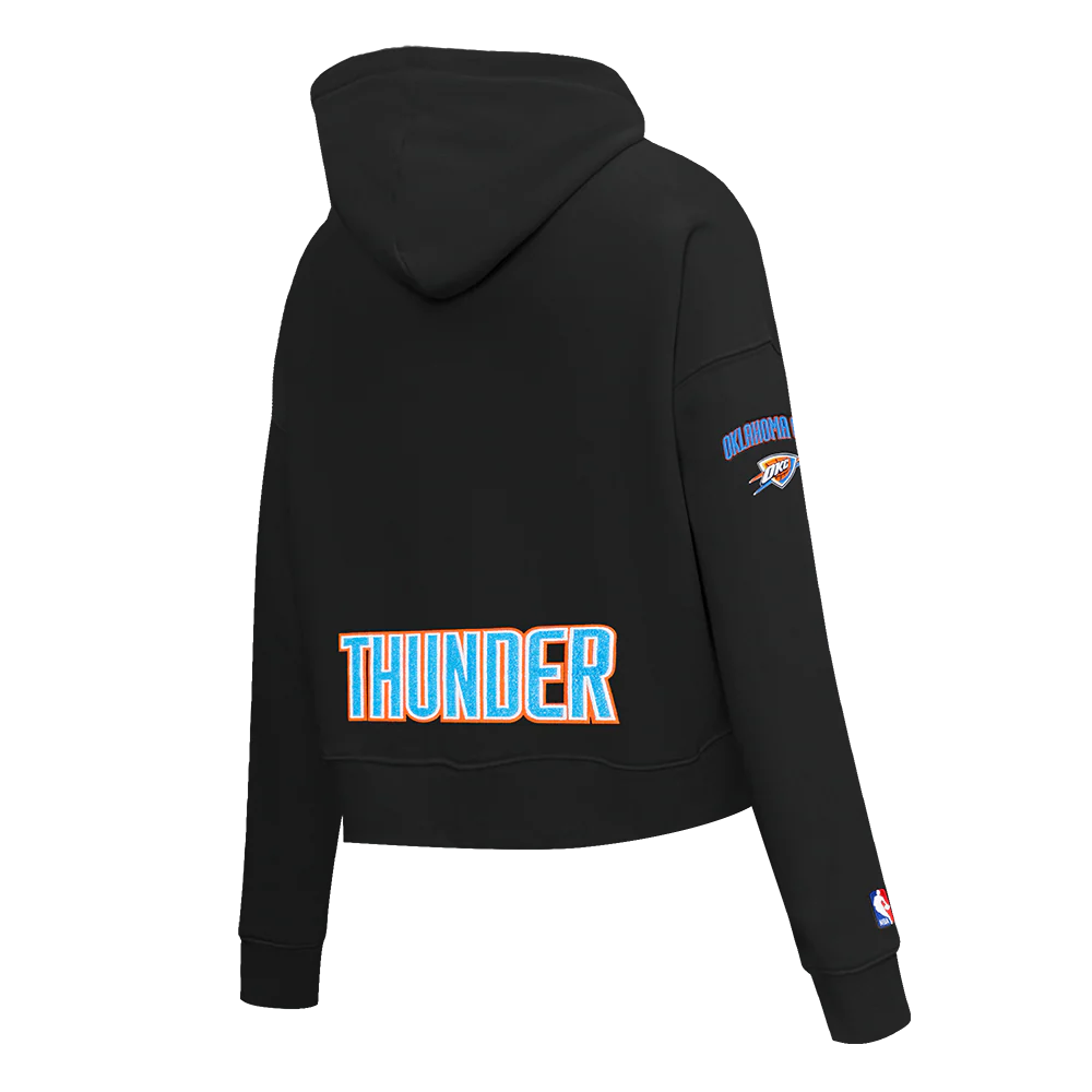 NBA OKLAHOMA CITY THUNDER CLASSIC WOMEN'S CROPPED PULLOVER HOODIE (BLACK) - Image 4