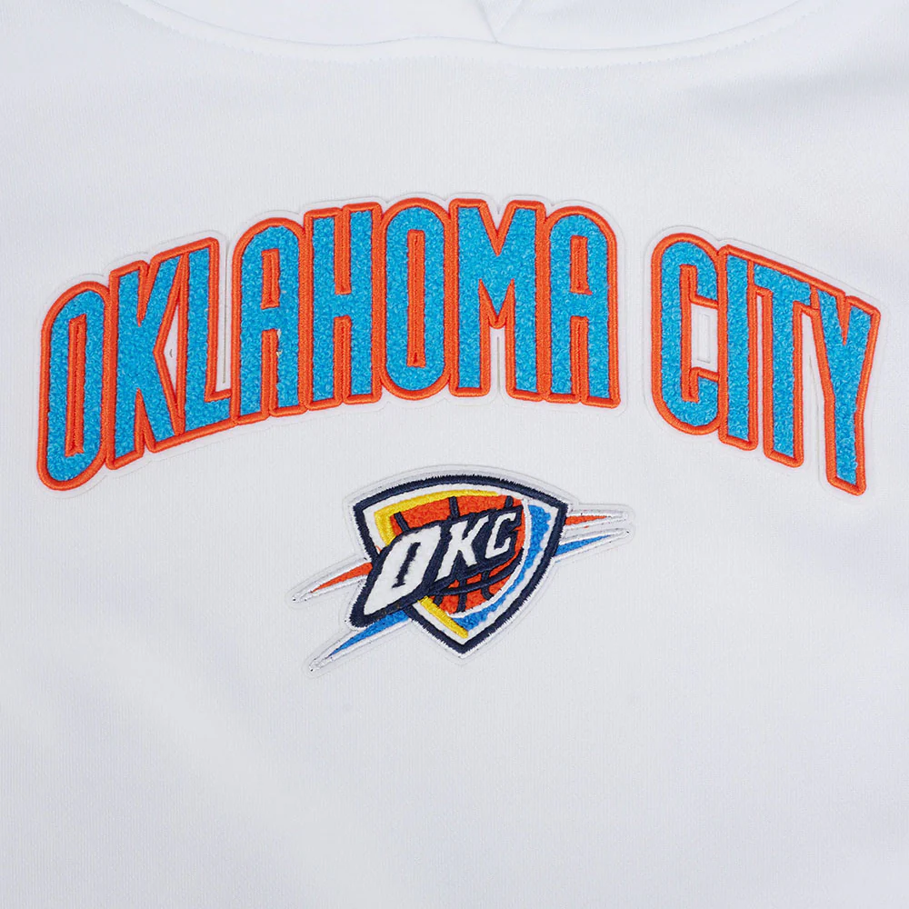NBA OKLAHOMA CITY THUNDER CLASSIC WOMEN'S CREWNECK (WHITE) - Image 5