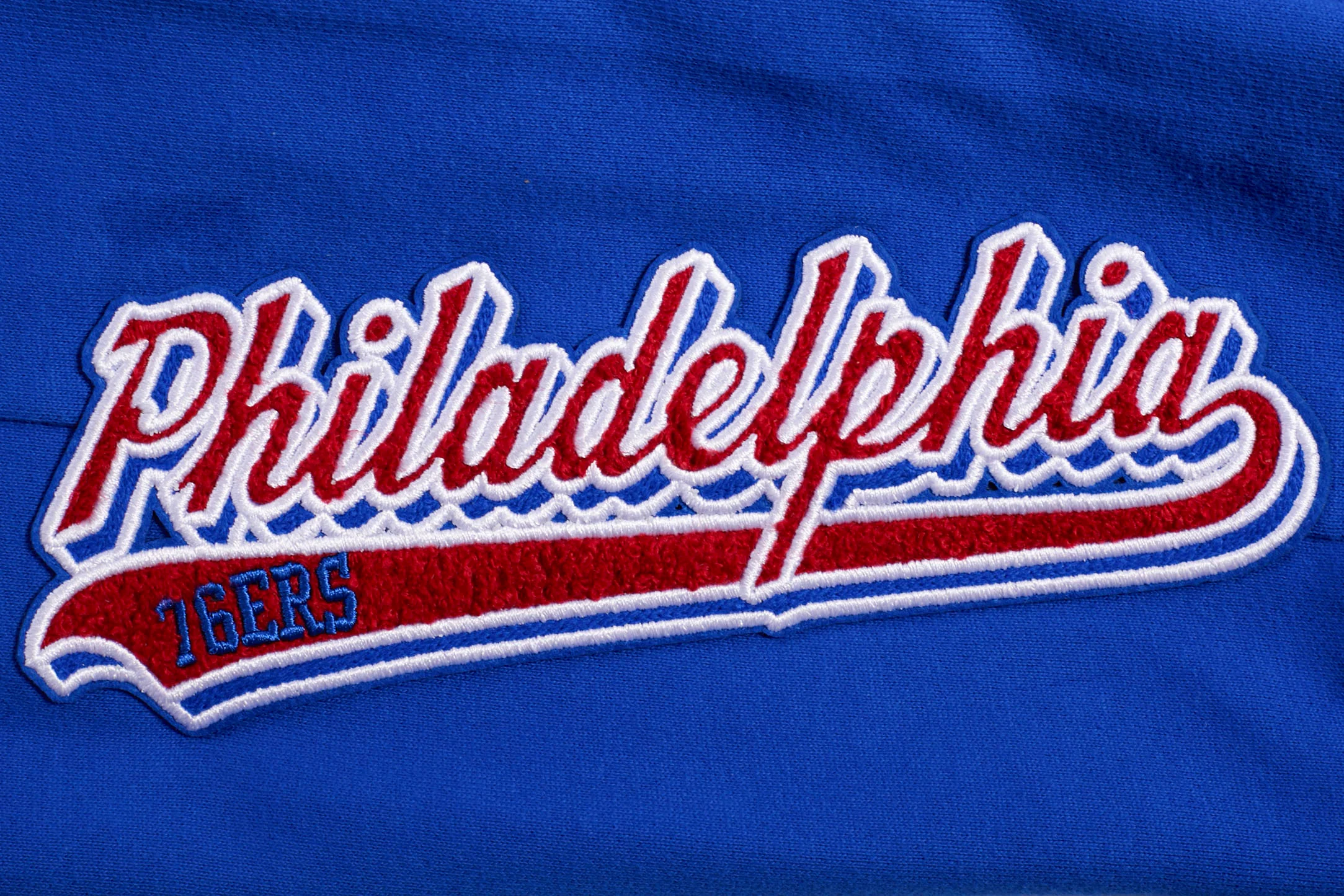 NBA PHILADELPHIA 76ers SCRIPT TAIL MEN'S RIB FLEECE SWEATPANT (ROYAL BLUE/RED) - Image 6