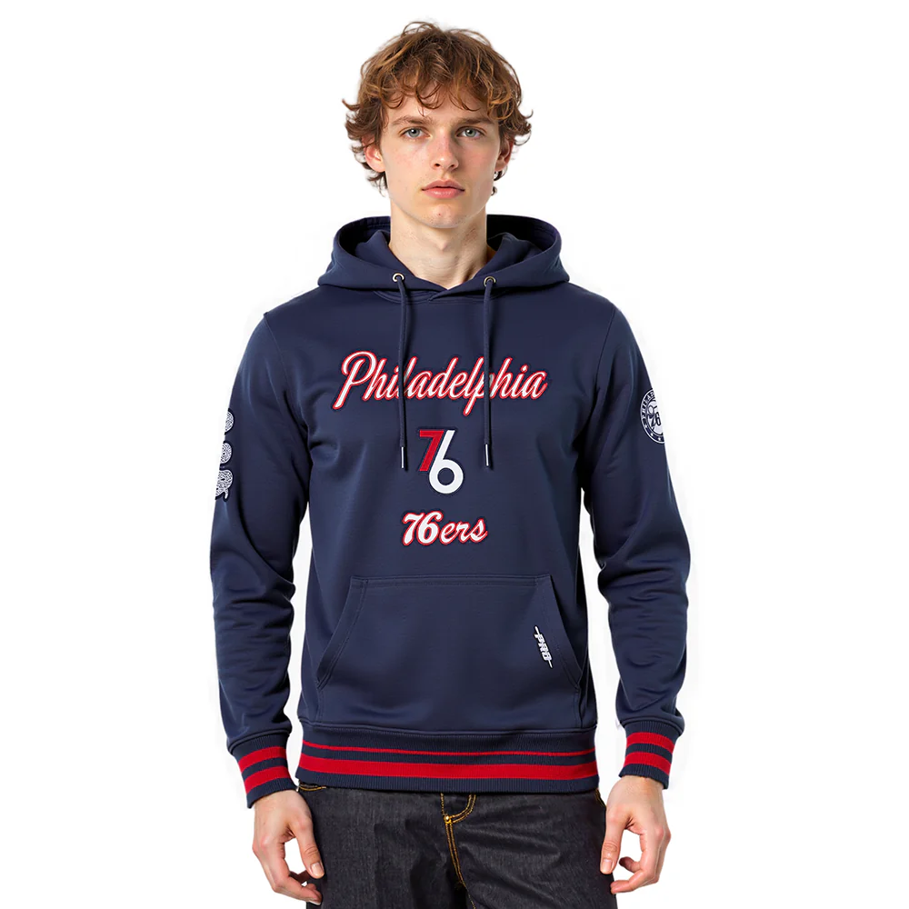 NBA PHILADELPHIA 76ERS CITY EDITION 25-26 MEN'S RIB FLC PO HOODIE (MIDNIGHT NAVY/RED/MIDNIGHT NAVY)