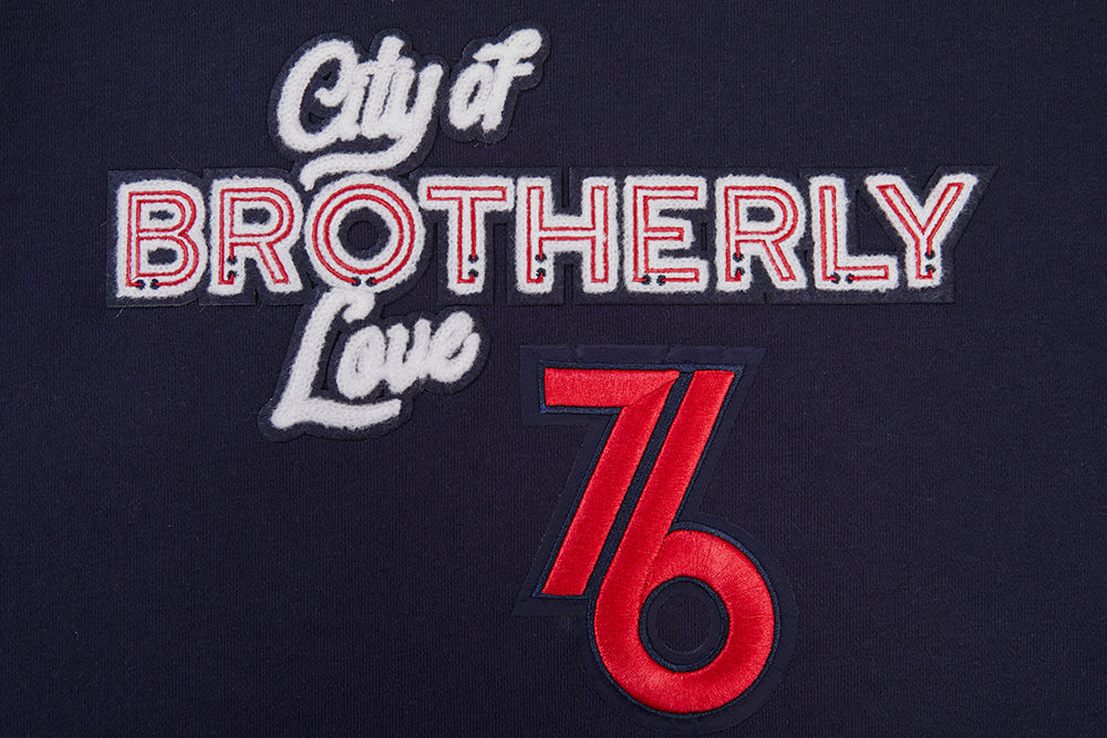 NBA PHILADELPHIA 76ERS CHEST CITY OF BROTHERLY LOVE WOMEN'S RIB CROPPED PULLOVER HOODIE (MIDNIGHT NAVY/RED/MIDNIGHT NAVY) - Image 6