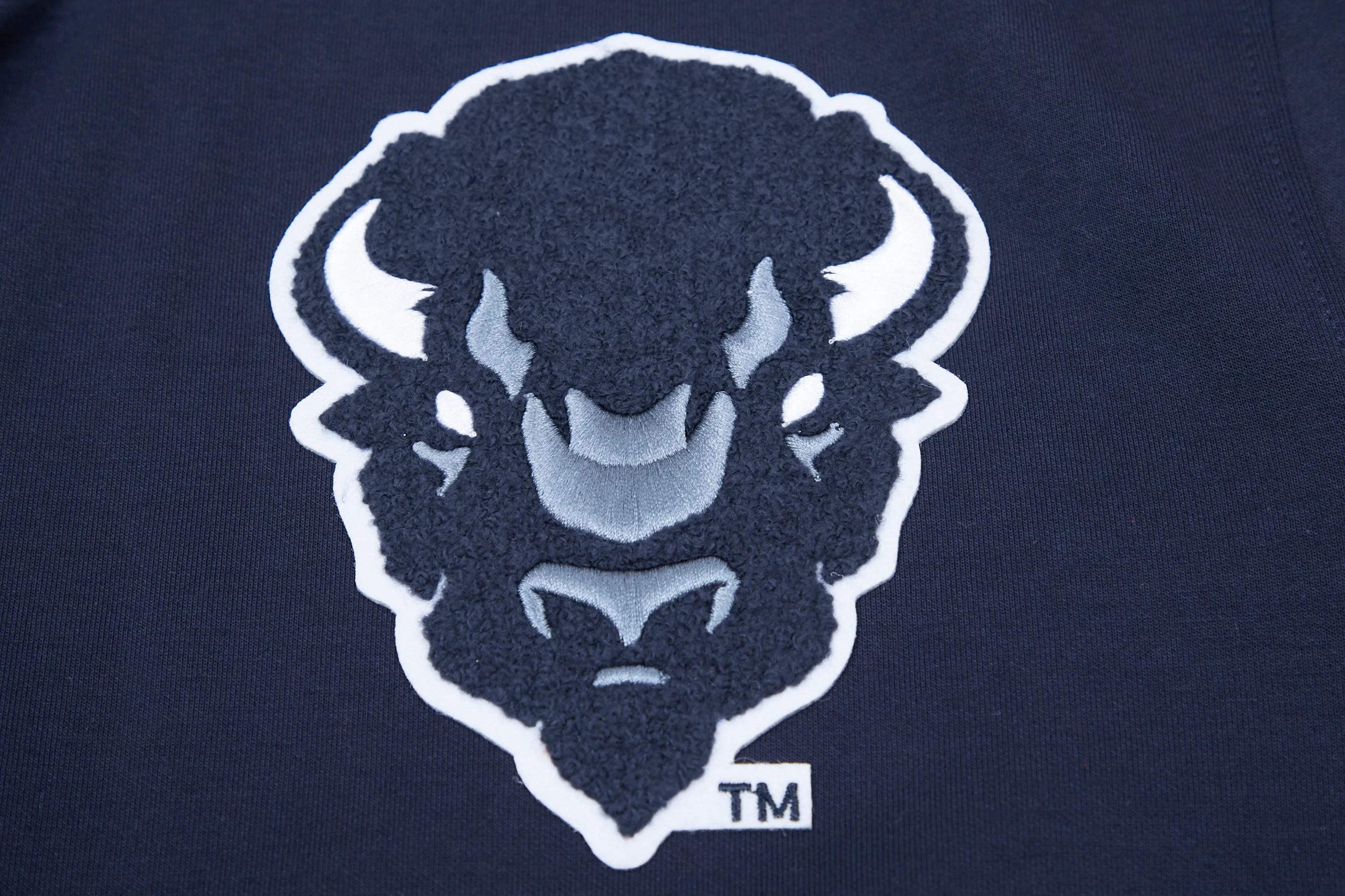 HOWARD UNIVERSITY CLASSIC MEN'S PULLOVER HOODIE (MIDNIGHT NAVY) - Image 13