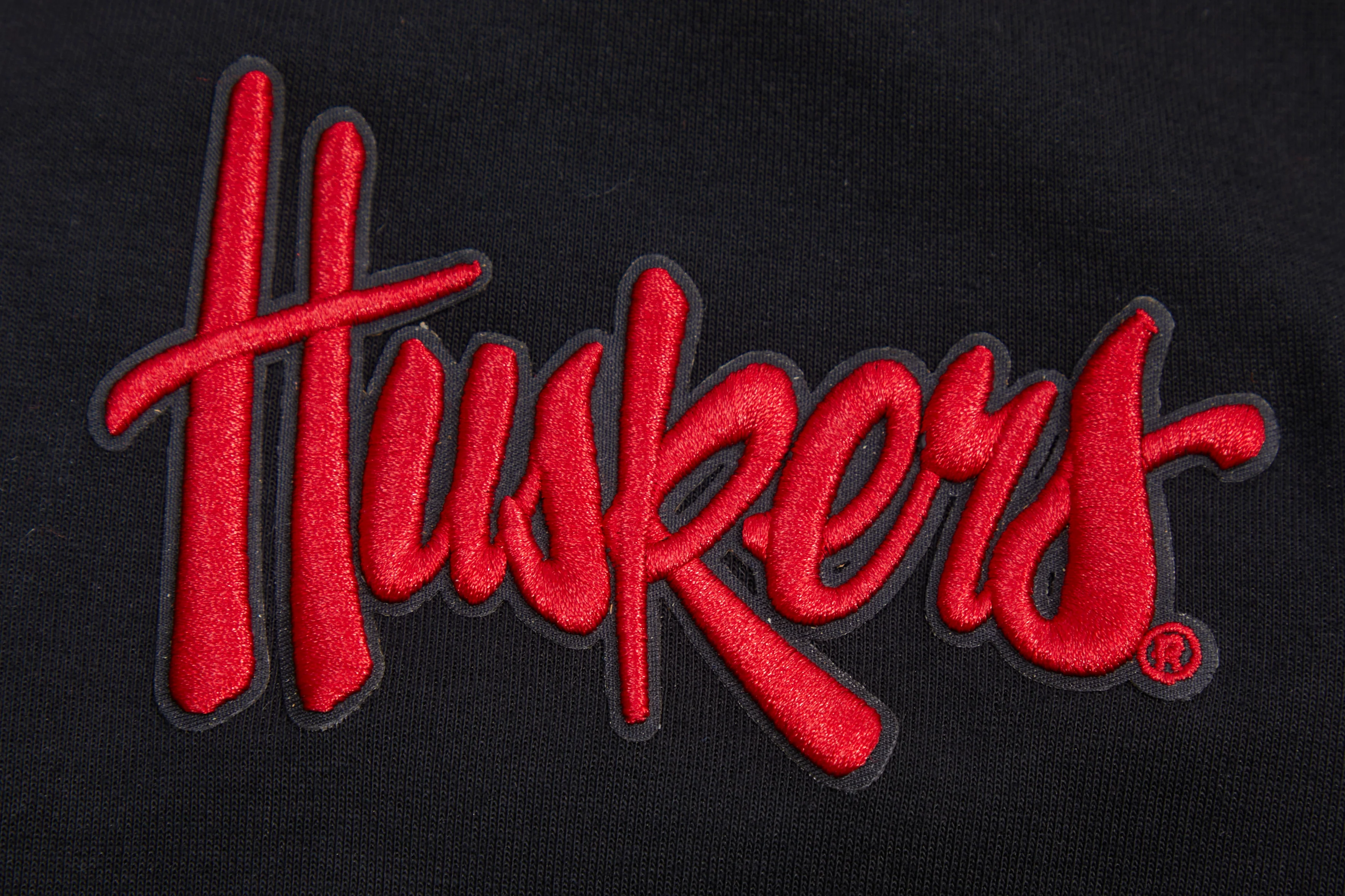 UNIVERSITY OF NEBRASKA CLASSIC MEN'S PULLOVER HOODIE (BLACK) - Image 9