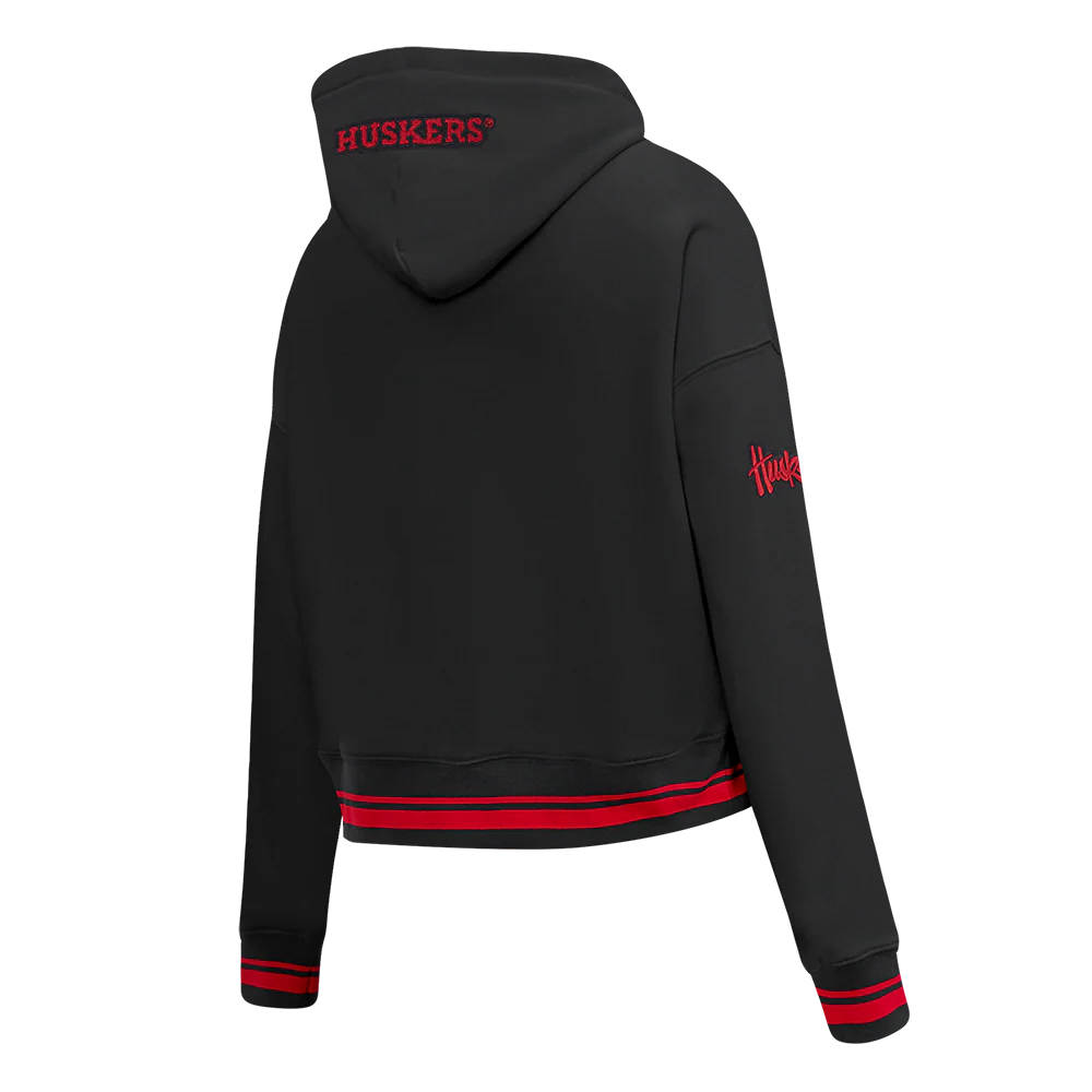 UNIVERSITY OF NEBRASKA CLASSIC WOMEN'S RIB FLEECE CROPPED PULLOVER HOODIE (BLACK/RED) - Image 11