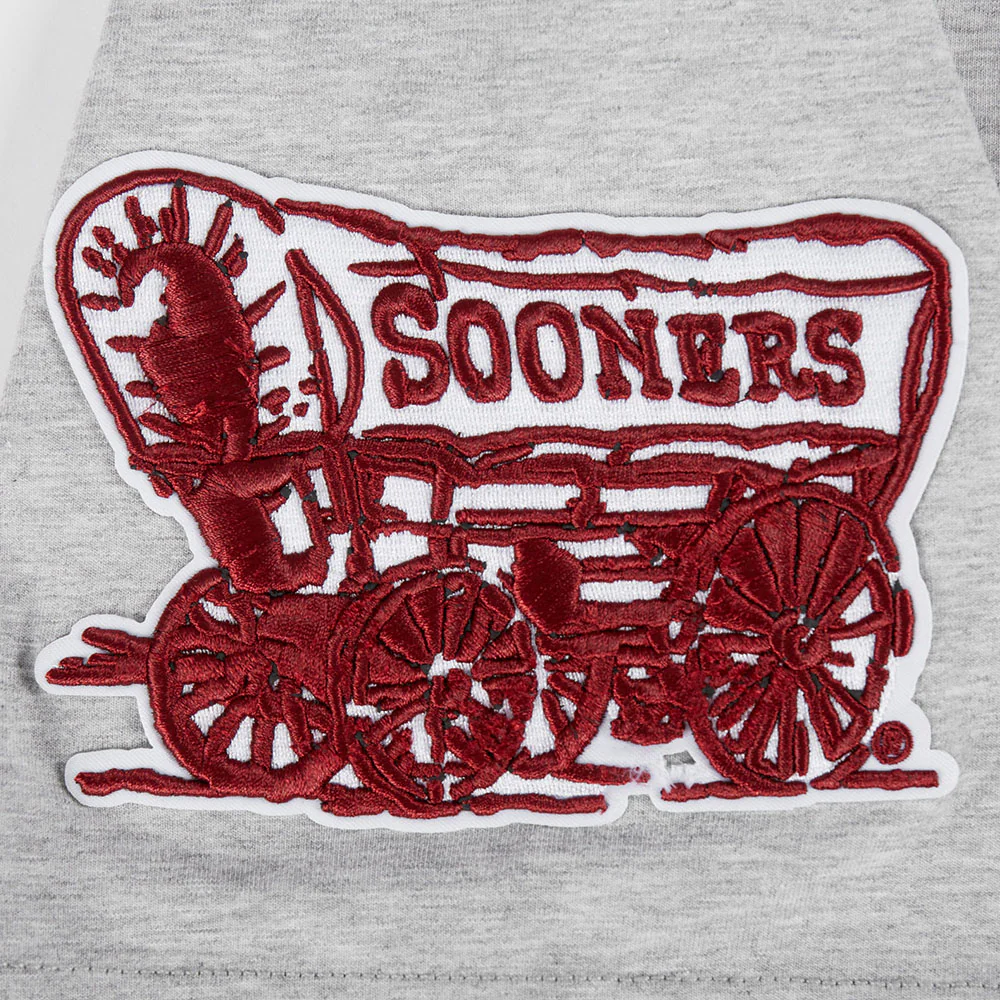 UNIVERSITY OF OKLAHOMA CLASSIC MEN'S STACKED LOGO TEE (HEATHER GREY) - Image 6