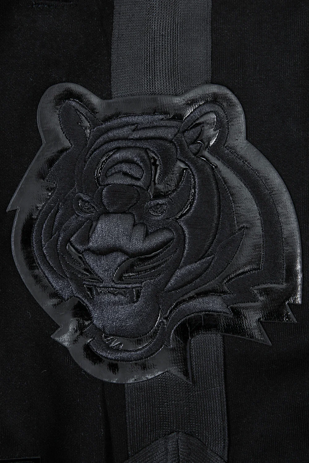 NFL CINCINNATI BENGALS TRIPLE BLACK MEN'S SHORT (TRIPLE BLACK) - Image 8