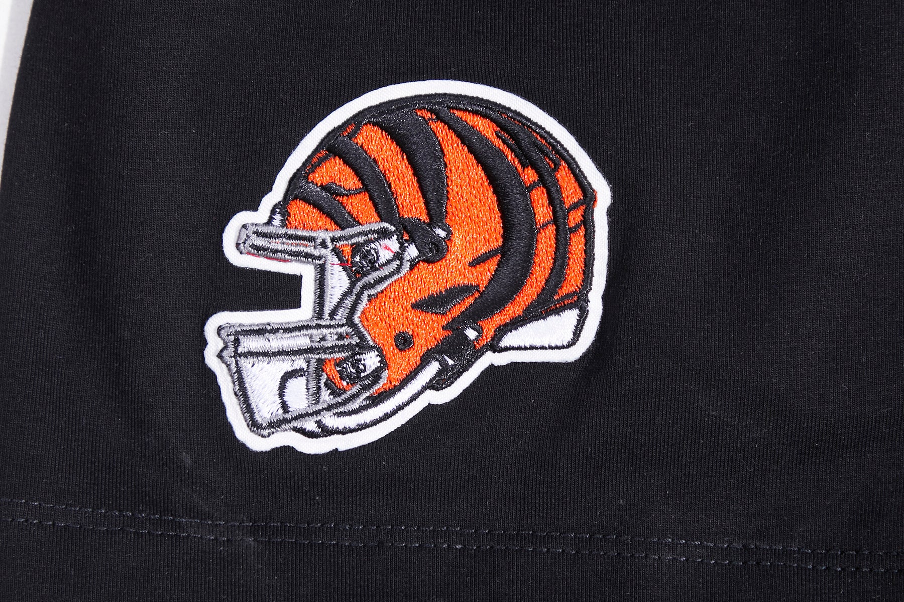 NFL CINCINNATI BENGALS CLASSIC WOMEN'S SJ BOXY TEE (BLACK) - Image 6