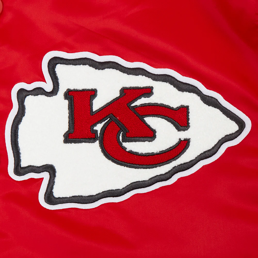 NFL KANSAS CITY CHIEFS OLD ENGLISH MEN'S RIB SATIN JACKET (RED) - Image 6
