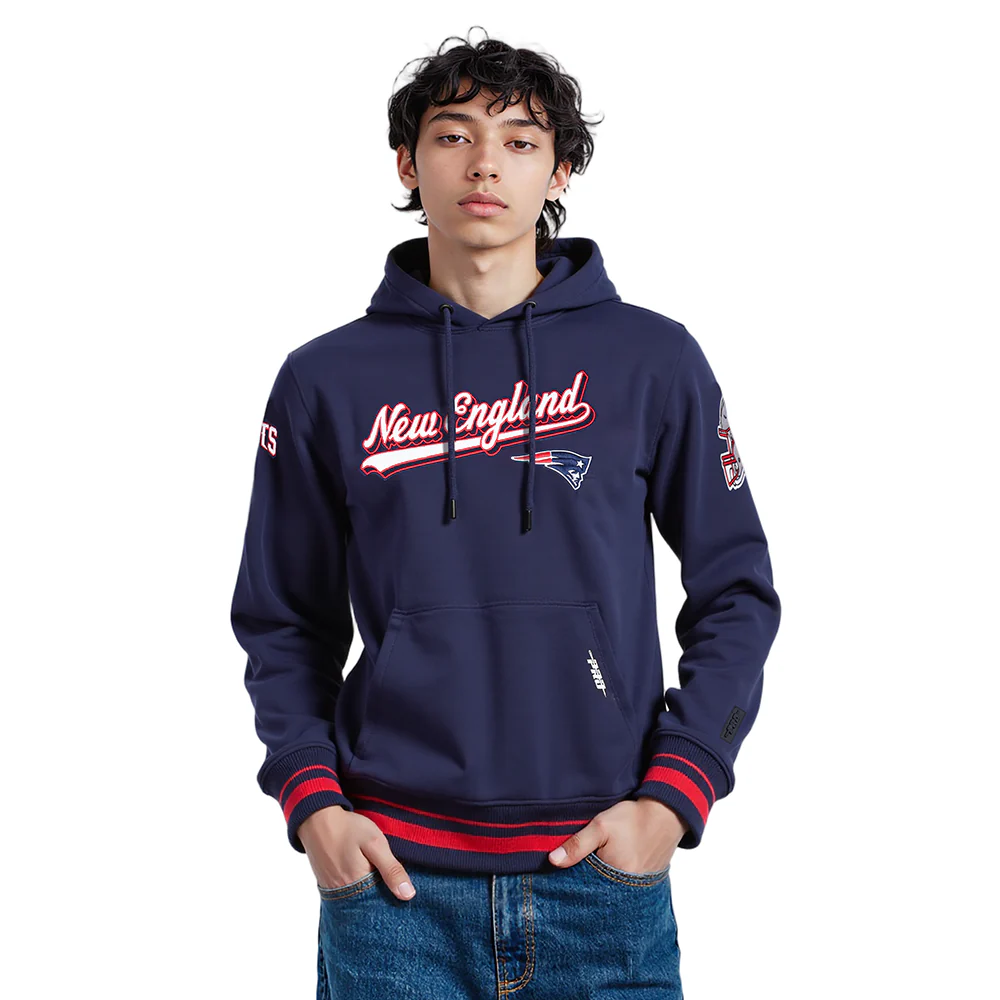 NFL NEW ENGLAND PATRIOTS SCRIPT TAIL MEN'S RIB FLC PO HOODIE (MIDNIGHT NAVY/RED/MIDNIGHT NAVY)