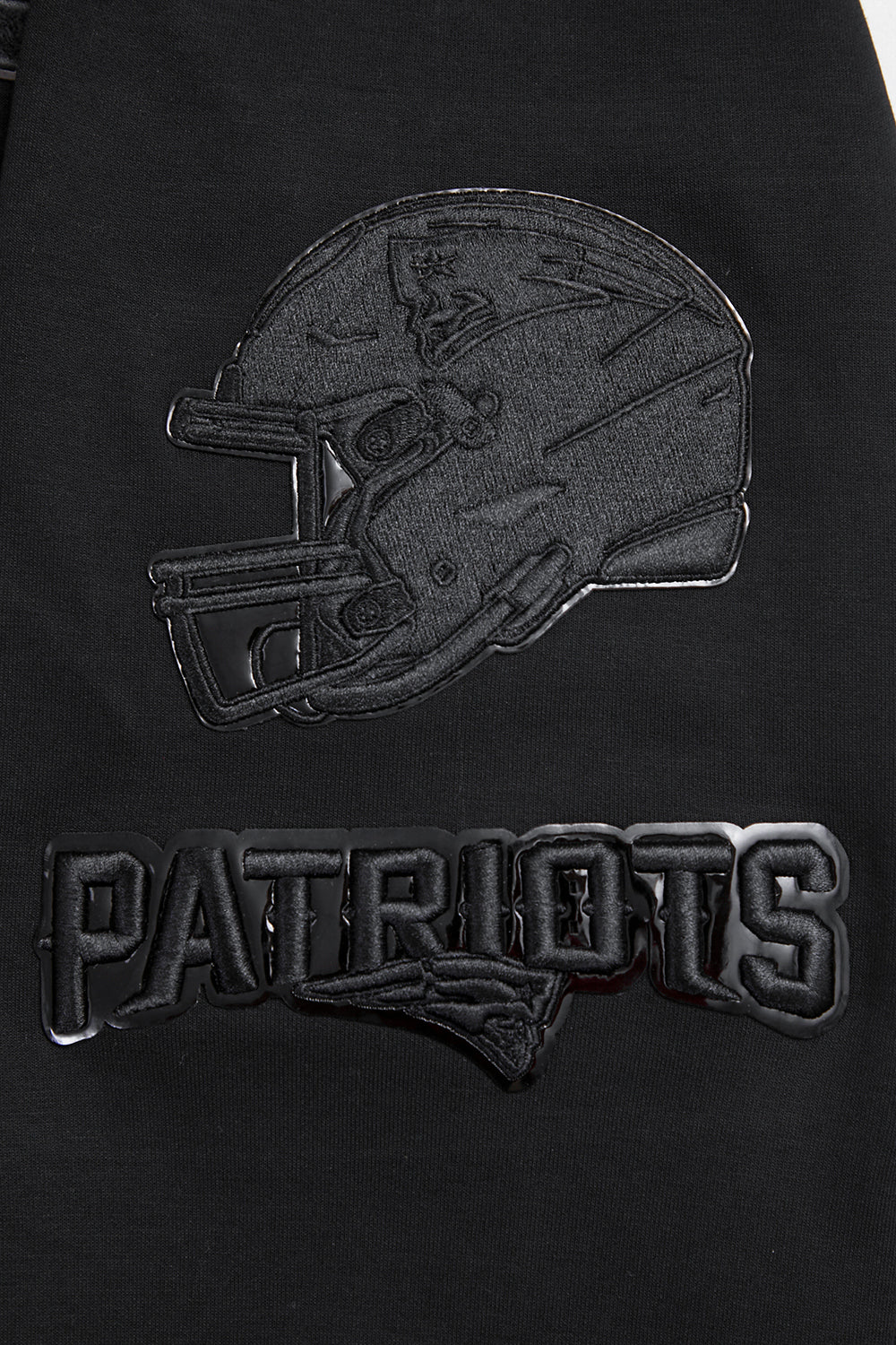 NFL NEW ENGLAND PATRIOTS TRIPLE BLACK MEN'S DOUBLE KNIT PULLOVER HOODIE (TRIPLE BLACK MEN'S) - Image 11