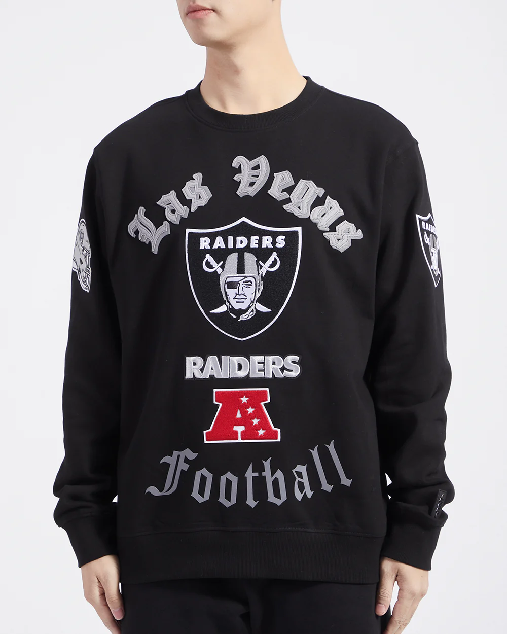 NFL LAS VEGAS RAIDERS OLD ENGLISH MEN'S CREWNECK (BLACK)