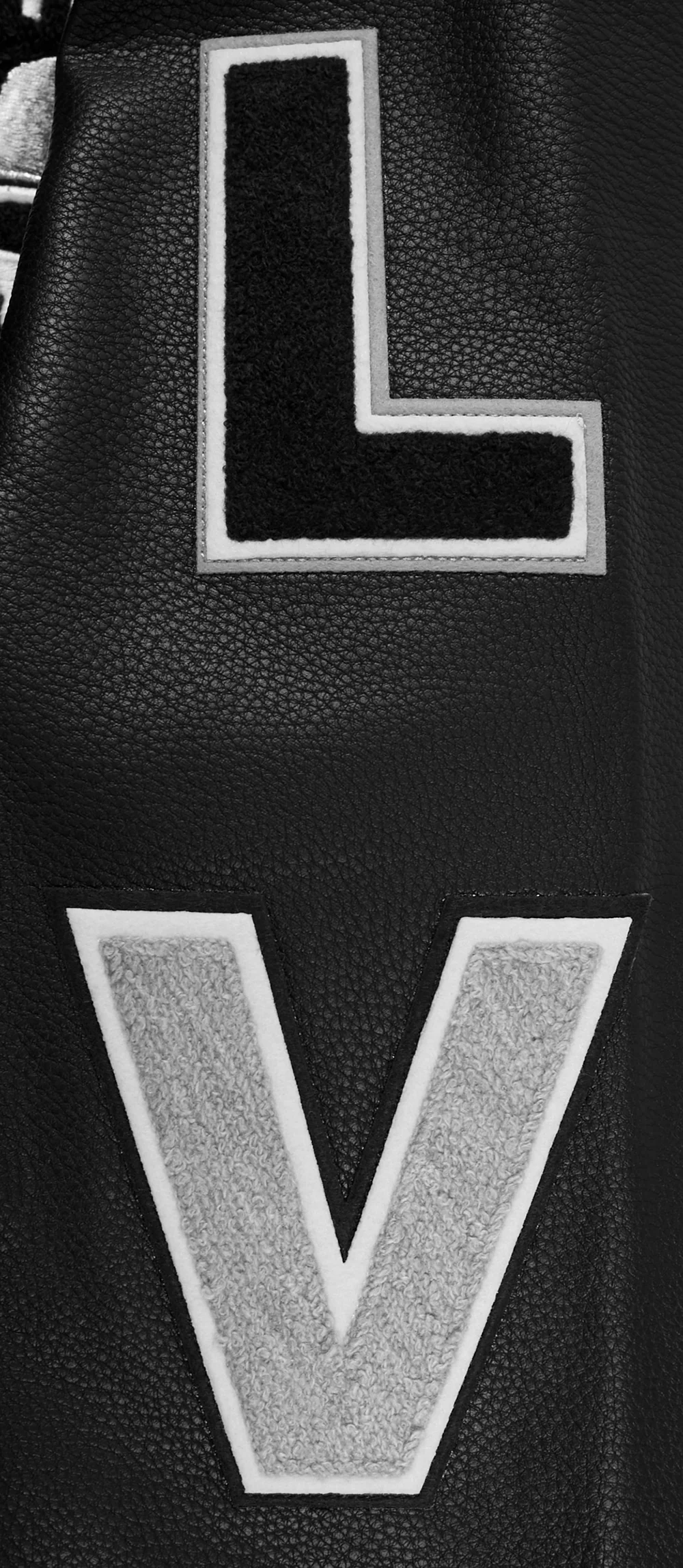 NFL LAS VEGAS RAIDERS CLASSIC WOOL MEN'S VARSITY JACKET (BLACK) - Image 9
