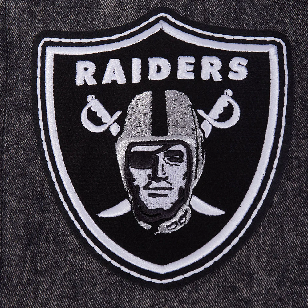 NFL LAS VEGAS RAIDERS REBEL ATHLETICS MEN'S DENIM VARSITY JACKET (WASHED BLACK/EGGSHELL) - Image 9